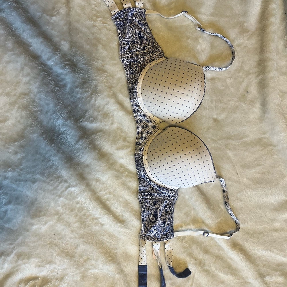 Victoria's Secret Blue and White Bra